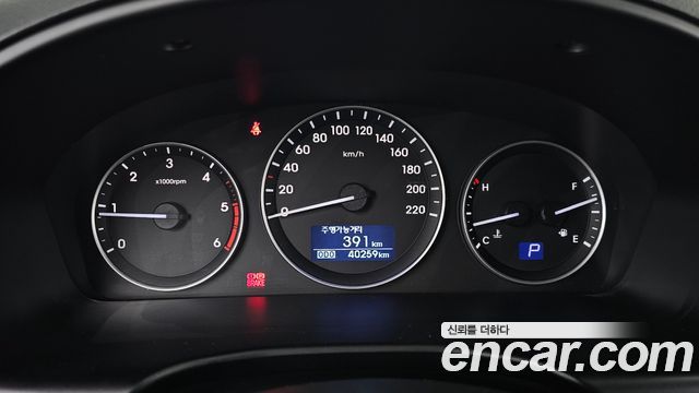 Hyundai Starex 2021 — photo 11