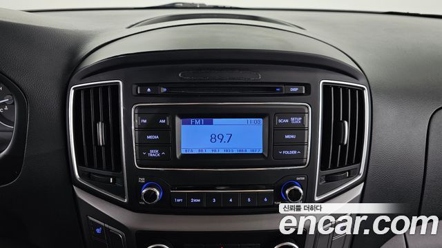 Hyundai Starex 2021 — photo 21