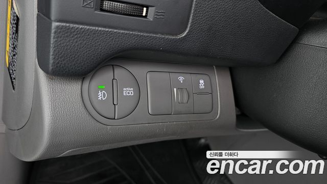Hyundai Starex 2021 — photo 24