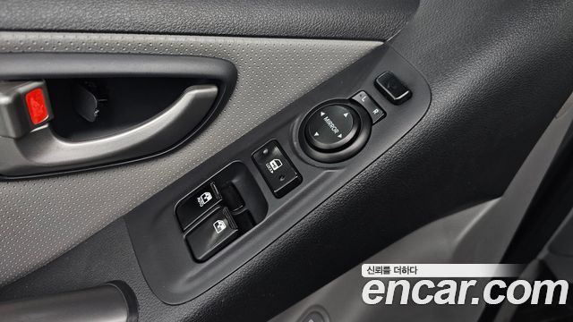 Hyundai Starex 2021 — photo 27