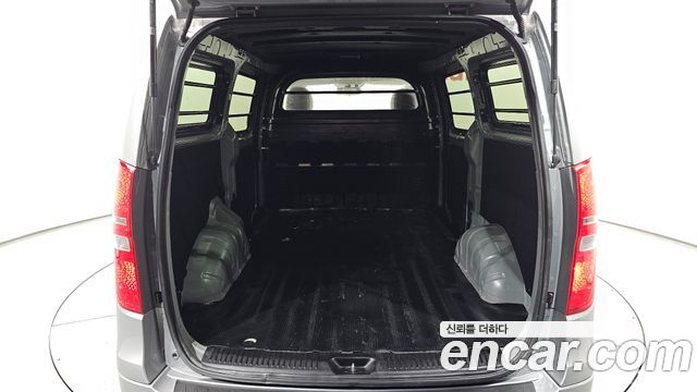 Hyundai Starex 2021 — photo 28