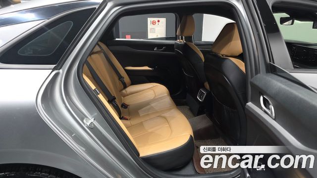 Kia K5 2020 — photo 12