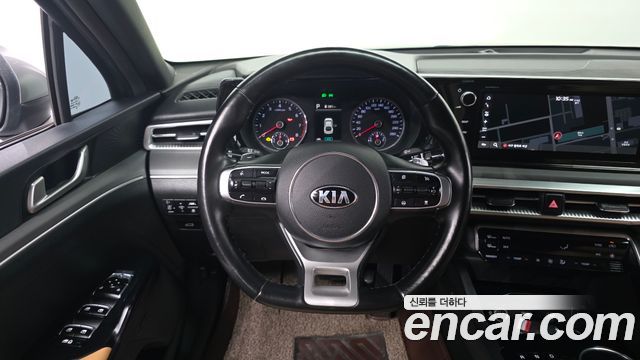 Kia K5 2020 — photo 13