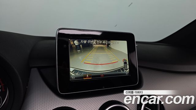 Mercedes-Benz B-Class 2018 — photo 15