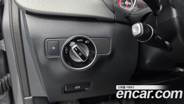 Mercedes-Benz B-Class 2018 — photo 17