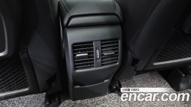 Mercedes-Benz B-Class 2018 — photo 18