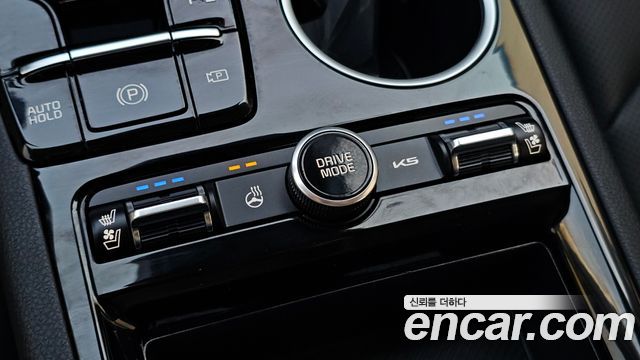 Kia K5 2025 — photo 24