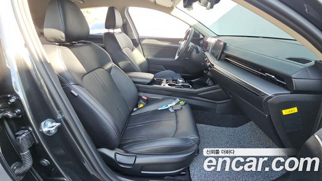 Kia K5 2025 — photo 16