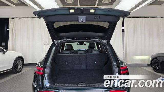 Genesis GV70 2021 — photo 26