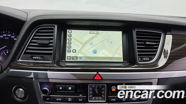 Genesis G80 2018 — photo 14