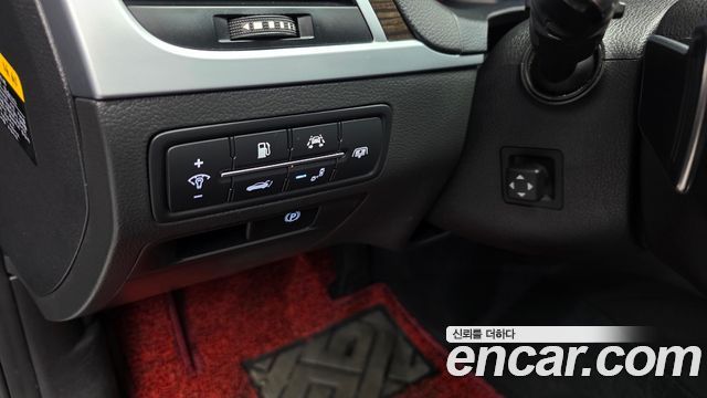 Genesis G80 2018 — photo 17