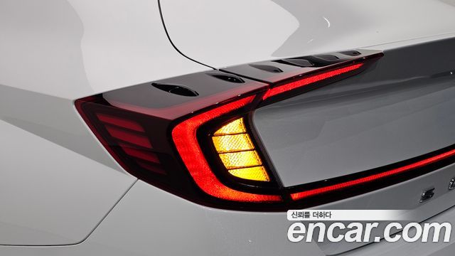 Hyundai Sonata 2021 — photo 9