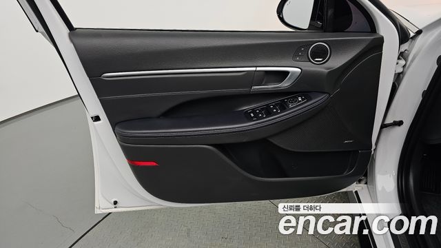 Hyundai Sonata 2021 — photo 14