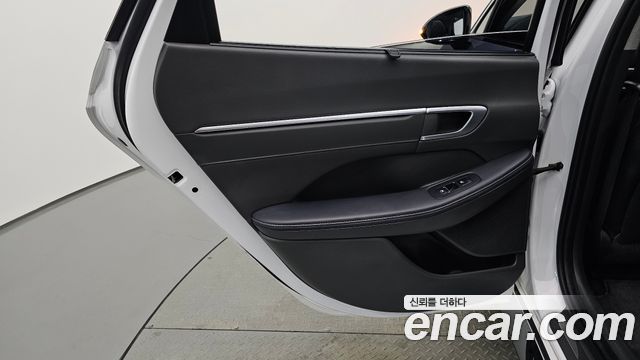 Hyundai Sonata 2021 — photo 15