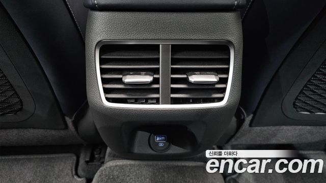 Hyundai Sonata 2021 — photo 32