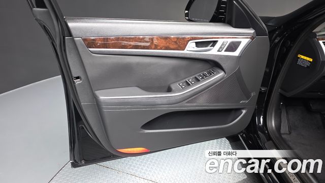 Hyundai Genesis 2015 — photo 14