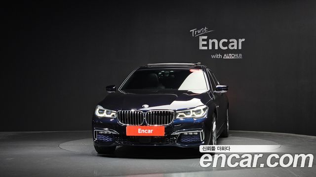 BMW 7-Series 2017 — photo 3