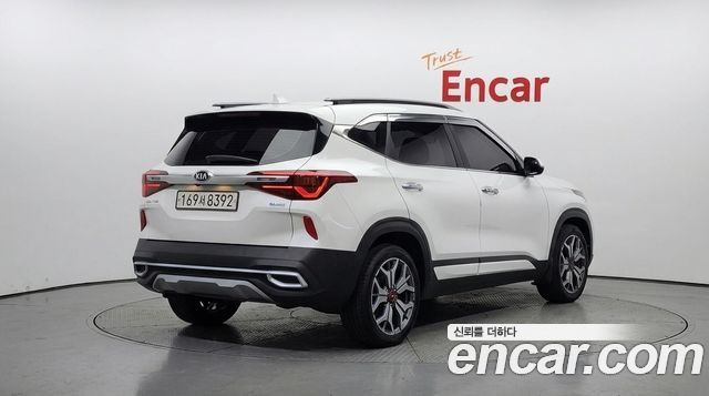 Kia Seltos 2020 — photo 2
