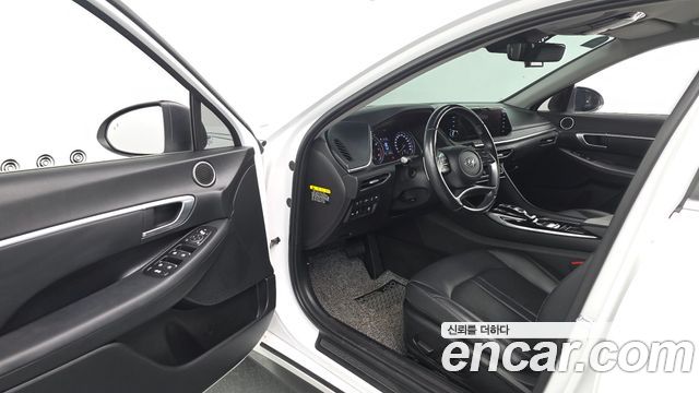 Hyundai Sonata 2020 — photo 13