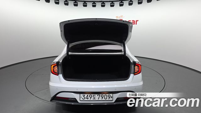 Hyundai Sonata 2020 — photo 26