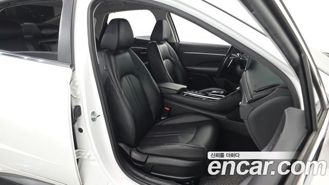 Hyundai Sonata 2020 — photo 16