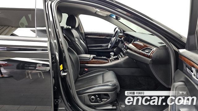 Genesis EQ900 2016 — photo 17