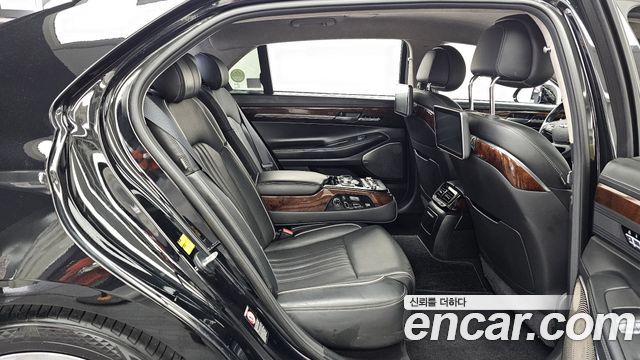 Genesis EQ900 2016 — photo 18