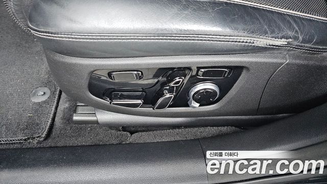 Genesis EQ900 2016 — photo 31
