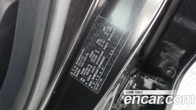 KG Mobility Torres 2025 — photo 31