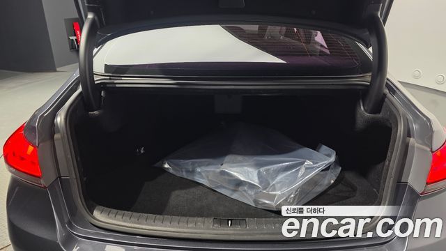 Hyundai Genesis 2016 — photo 20