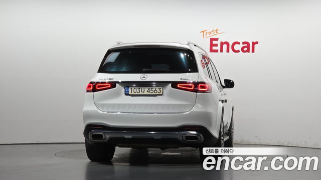 Mercedes-Benz GLS-Class 2021 — photo 4
