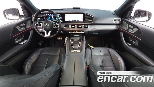 Mercedes-Benz GLS-Class 2021 — photo 10