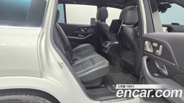 Mercedes-Benz GLS-Class 2021 — photo 18