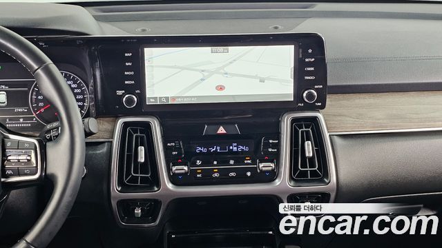 Kia Sorento 2023 — photo 24
