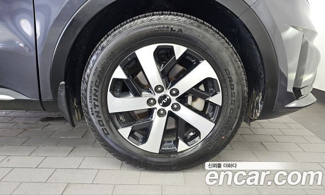 Kia Sorento 2023 — photo 7