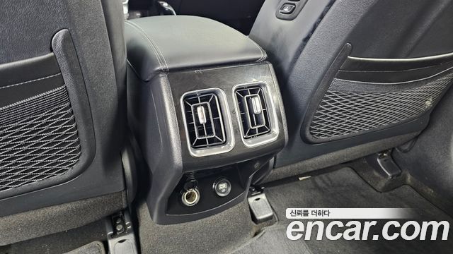 Kia Sorento 2023 — photo 31