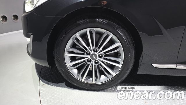 Genesis EQ900 2016 — photo 5