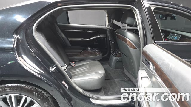 Genesis EQ900 2016 — photo 12