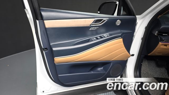Genesis GV80 2021 — photo 14