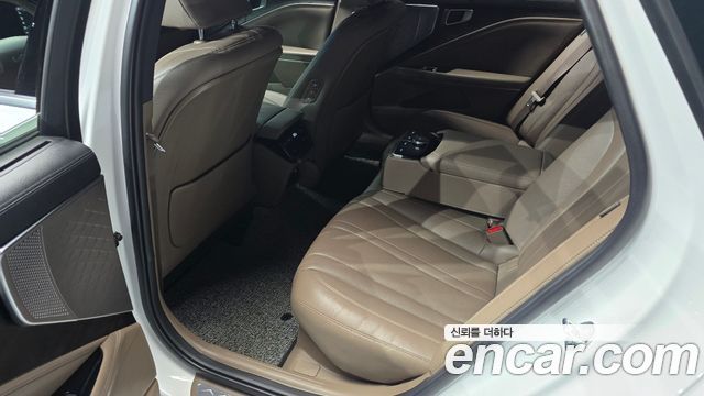 Kia K8 2023 — photo 18