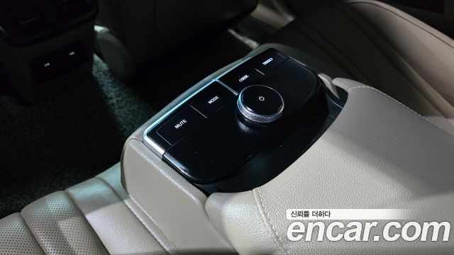 Kia K8 2023 — photo 22