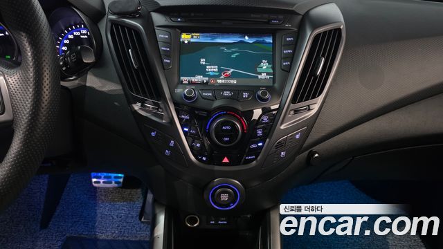 Hyundai Veloster 2015 — photo 16