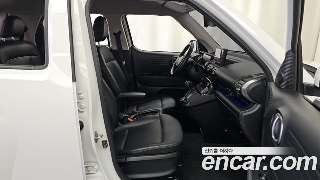 Hyundai Casper 2023 — photo 17