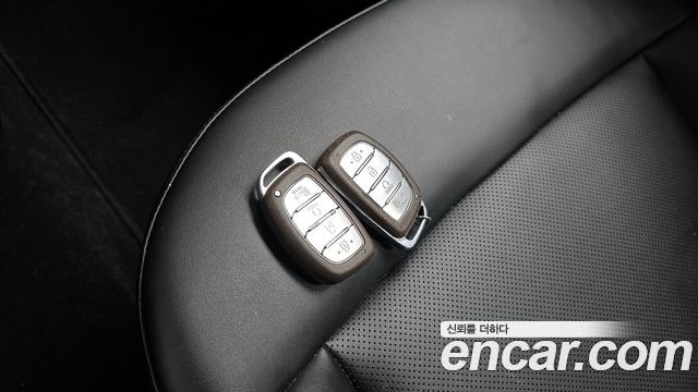 Hyundai Casper 2023 — photo 28