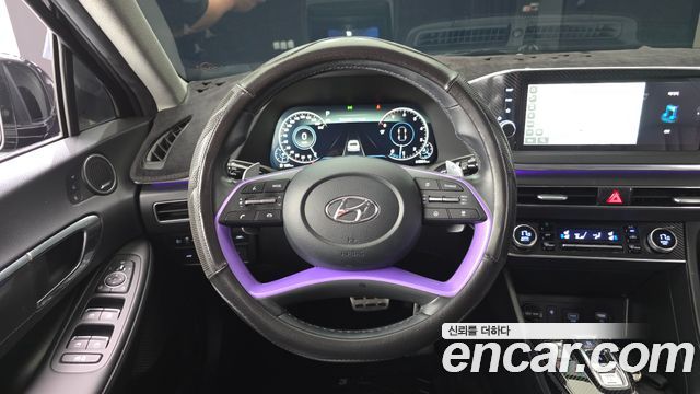 Hyundai Sonata 2022 — photo 18
