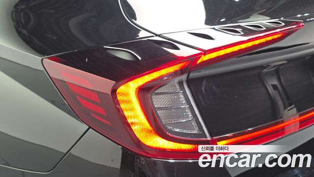 Hyundai Sonata 2022 — photo 9