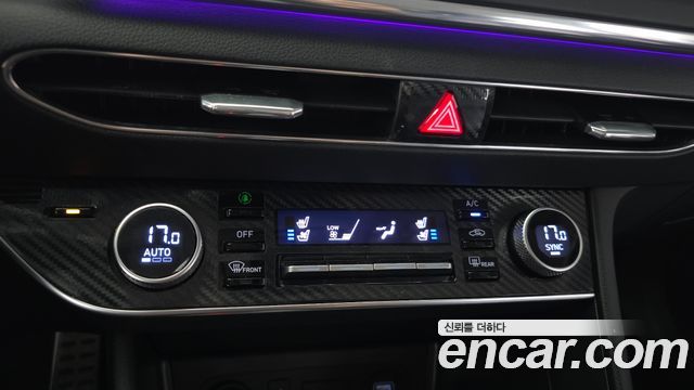 Hyundai Sonata 2022 — photo 28