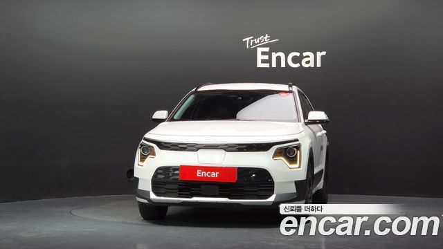 Kia Niro 2023 — photo 3