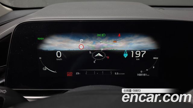 Kia Niro 2023 — photo 11