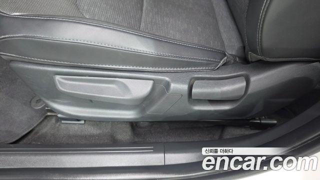 Kia Niro 2023 — photo 29